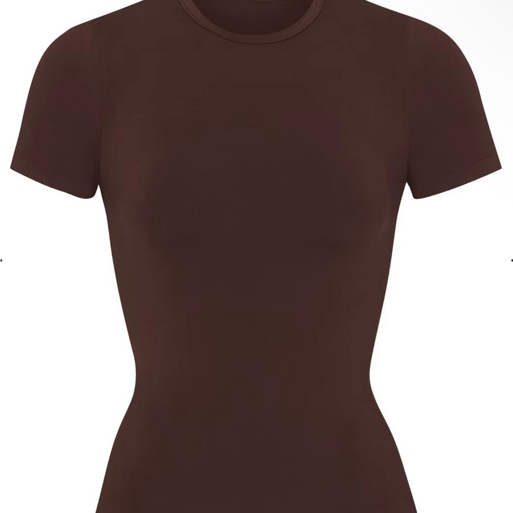 SKIMS Chocolate Short Sleeve Tee
